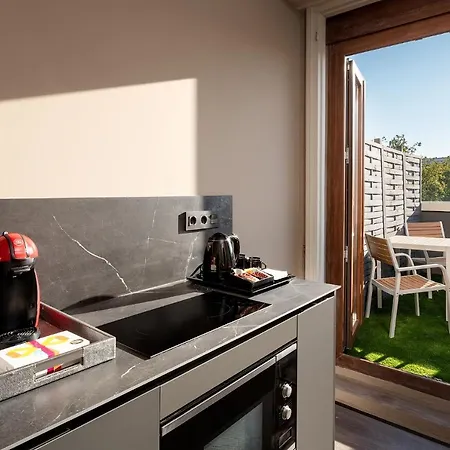 1907 Apartment *