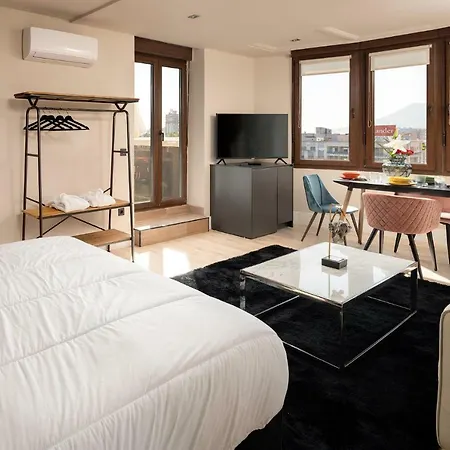 1907 Apartment