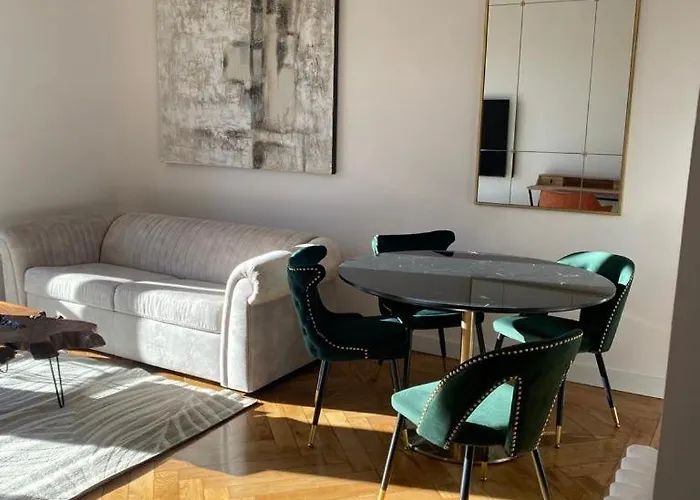 1907 Διαμέρισμα *